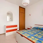 Apartment In 53332
