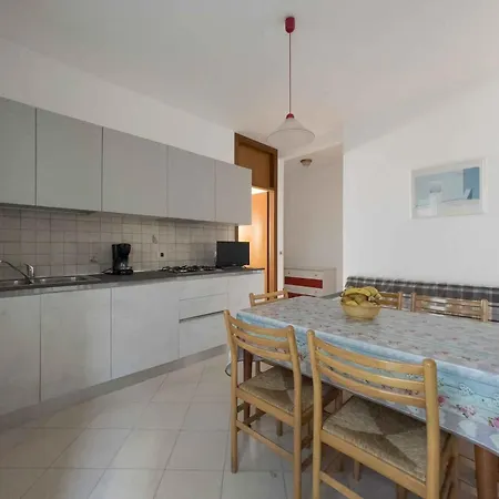 In 53332 لينانو سابيادورو